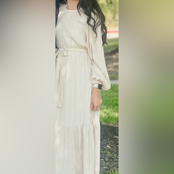 Long‎ sleeve midi dress - Picture 2 of 3